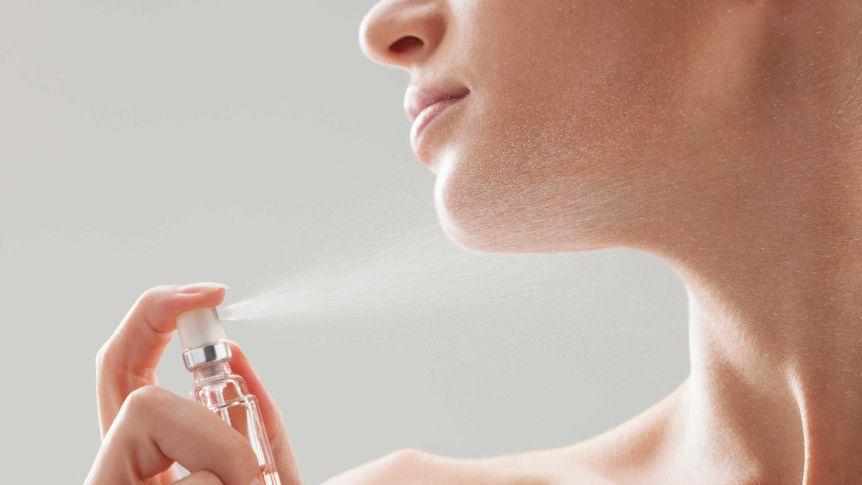 What is The Difference Between Perfume and Deodorants? | Fragrance365